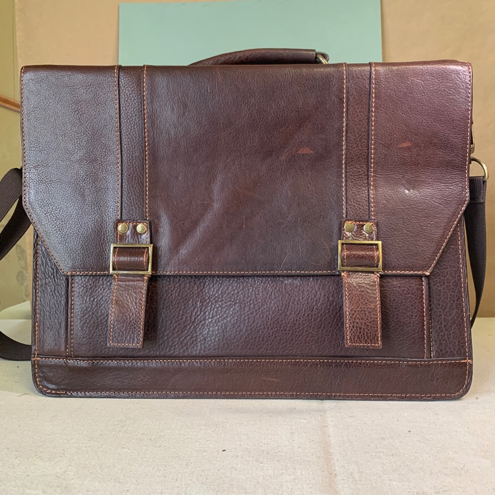 Wilsons Leather Brown Leather Messenger Bag